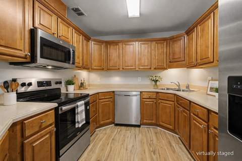 2390 Quazar Circle, Tallahassee FL - photo 9 of 58