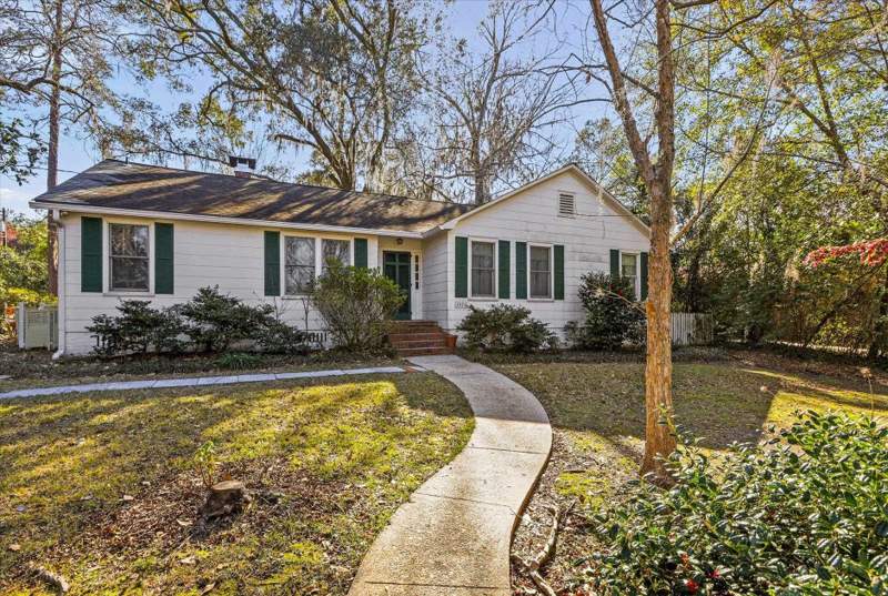 4 bedroom Detached at 1021 E 7th Avenue, Forest Hill, Tallahassee — photo 2