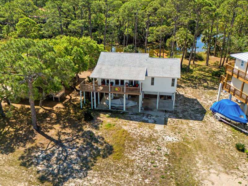 3 bedroom Detached at 214 Harbor Circle, Alligator Harbor, Alligator Point — photo 1