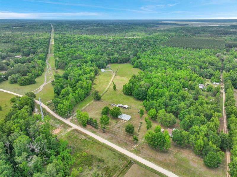 3 bedroom ManufacturedHome at 1164 Oaklands Plantation Road, Oaklands Plantation / 00640, Monticello — photo 2