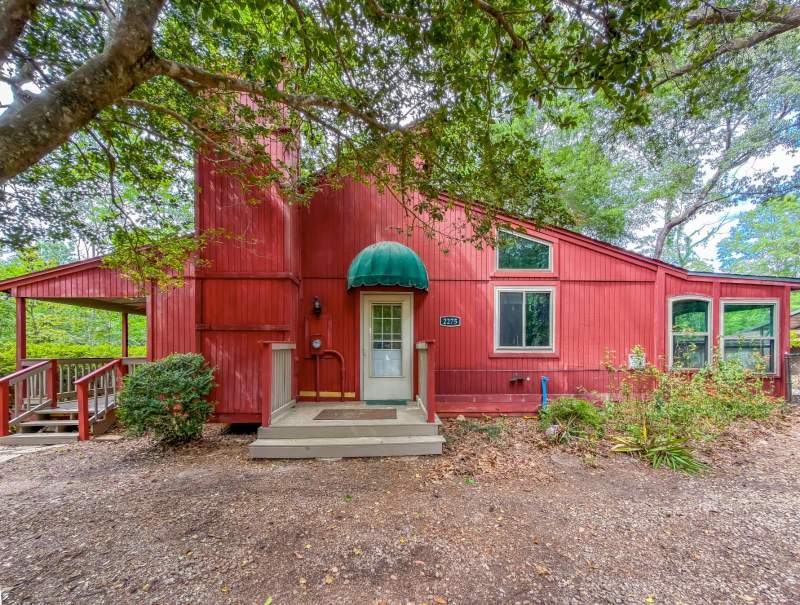 2 bedroom Detached at 2275 Beaver Creek Drive, Reston, Havana — photo 2