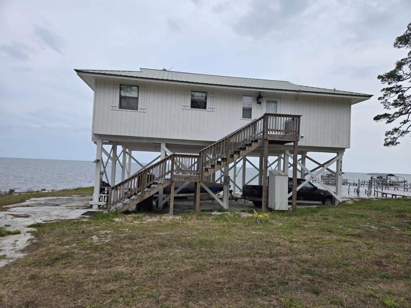 3 bedroom Detached at 3150 Highway 98, St James Island Park, Carrabelle — photo 3