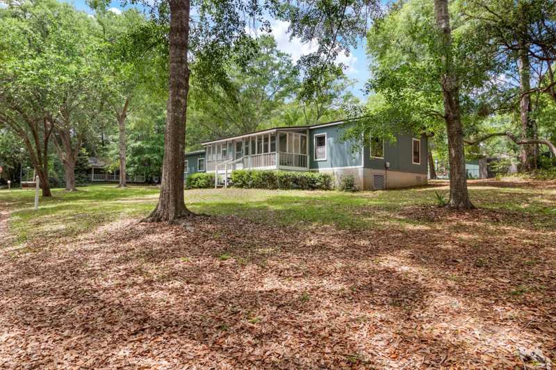 3 bedroom ManufacturedHome at 7772 Rocky Comfort Lane, Plantation Estates, Tallahassee — photo 1