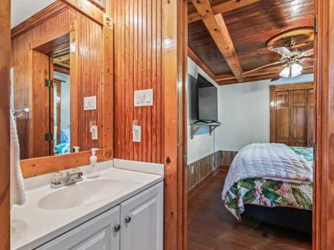 69 Suwanne Avenue, Panacea FL - photo 13 of 41