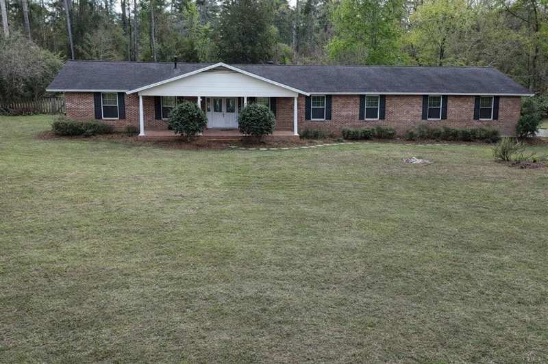 4 bedroom Detached at 8605 Coach Road, Pine Tree Circle Unrec, Tallahassee — photo 1
