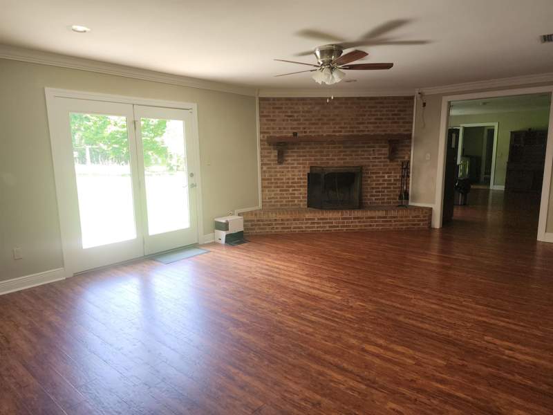4 bedroom Detached at 8605 Coach Road, Pine Tree Circle Unrec, Tallahassee — photo 5