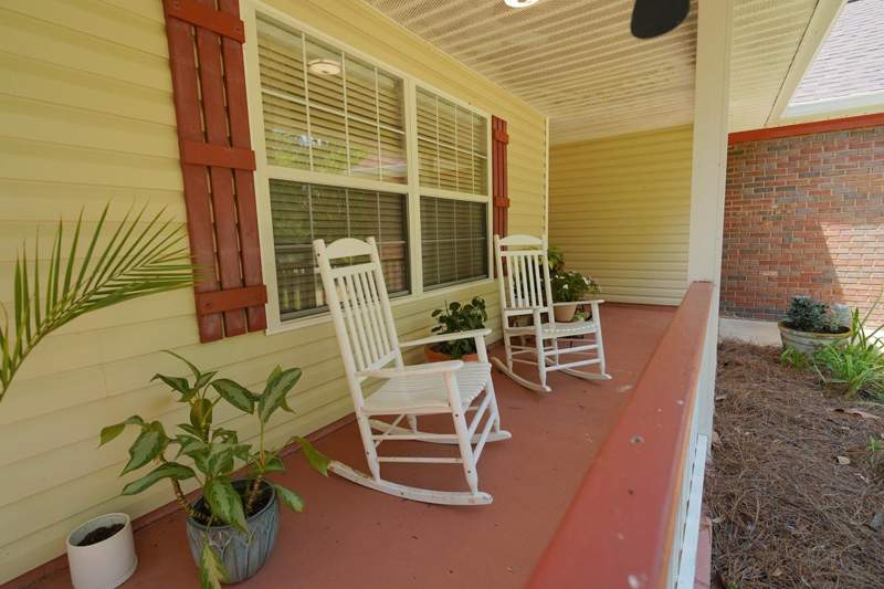 4 bedroom Detached at 10448 Merribrook Lane, Killearn Lakes, Tallahassee — photo 2