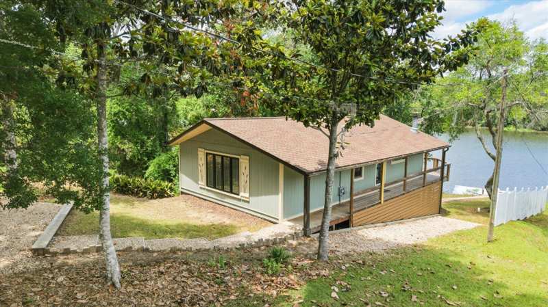 3 bedroom Detached at 1941 Collins Landing Road, Lakeshore Unrec, Tallahassee — photo 1