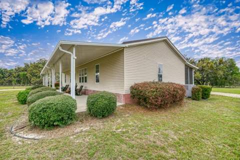 332 NE Forsythia Way, Pinetta FL - photo 6 of 52