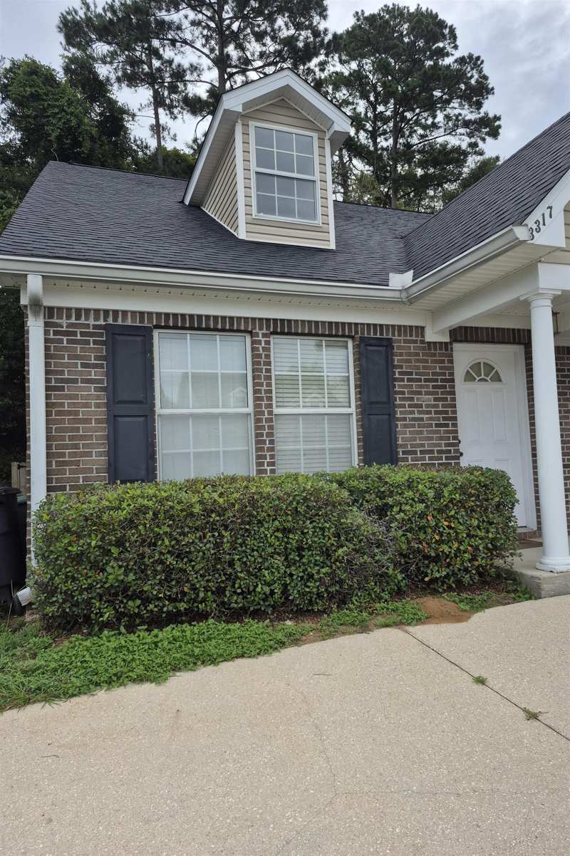 3 bedroom Townhouse at 3317 Sawtooth Drive, Woodbriar, Tallahassee — photo 1