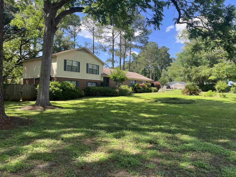 5 bedroom Detached at 3175 Shamrock E, Killearn Estates, Tallahassee — photo 1