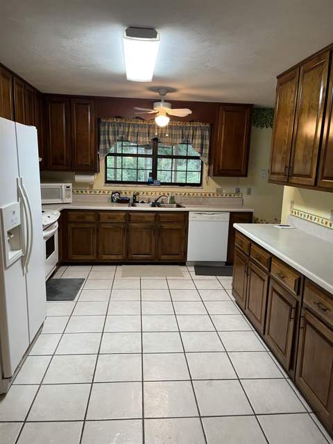 3175 Shamrock E, Tallahassee FL - photo 8 of 34