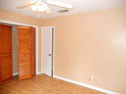 2075 Continental Avenue, Tallahassee FL - photo 6 of 11