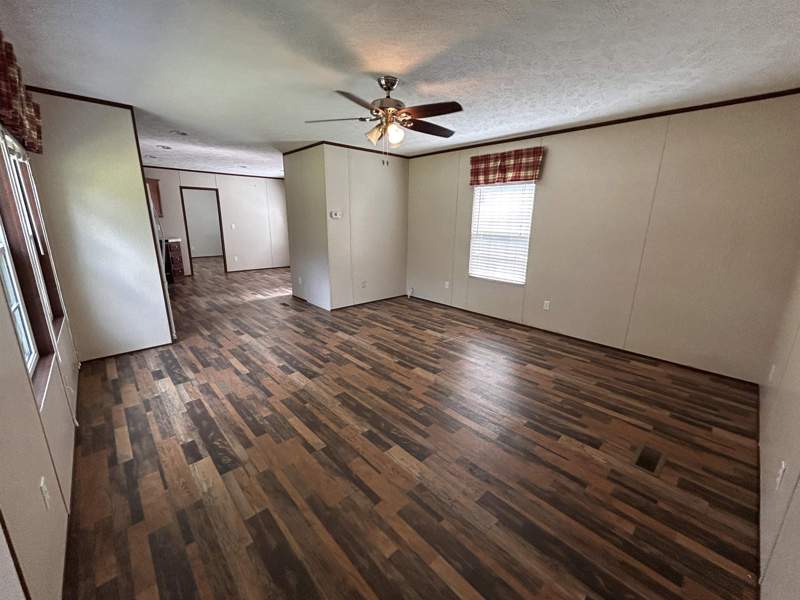 3 bedroom ManufacturedHome at 19 Centipede Drive, Greenlea Sub, Crawfordville — photo 5