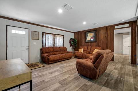 119 Crestwood Drive, Crawfordville FL - photo 8 of 42