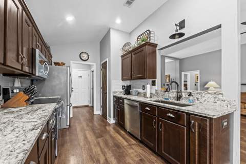 8424 Ivy Brook Lane, Tallahassee FL - photo 17 of 69