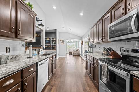 8424 Ivy Brook Lane, Tallahassee FL - photo 20 of 69