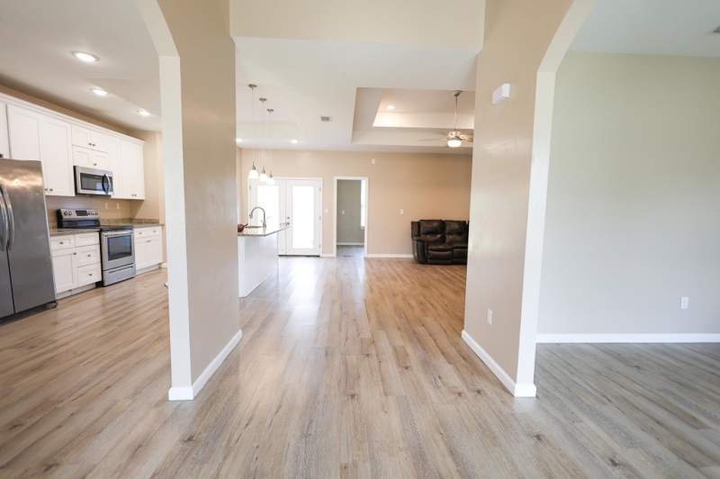 4 bedroom Detached at 94 hayward Dupont Road, Hayward Dupont Subdivision, Midway — photo 2