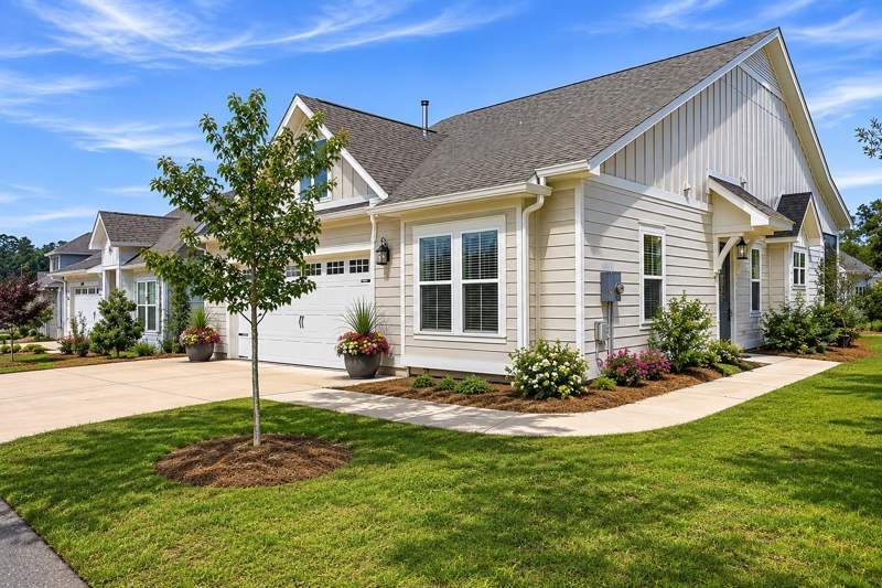 3 bedroom Detached at 612 Winter Bloom Way, Camellia Oaks, Tallahassee — photo 2