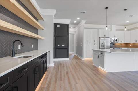 275 S Franklin Boulevard, Tallahassee FL - photo 15 of 53