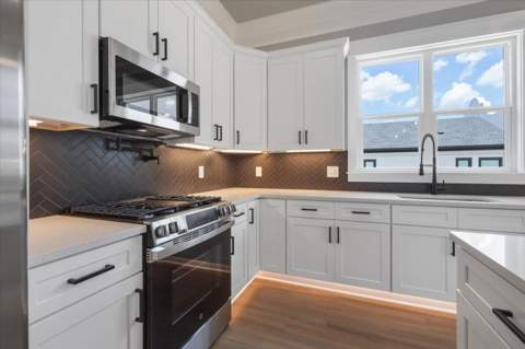 275 S Franklin Boulevard, Tallahassee FL - photo 8 of 53