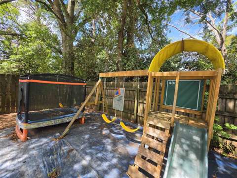 1210 Copper Creek Drive, Tallahassee FL - photo 17 of 37
