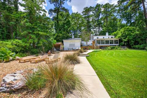 7805 Thornhill Lane, Tallahassee FL - photo 14 of 70
