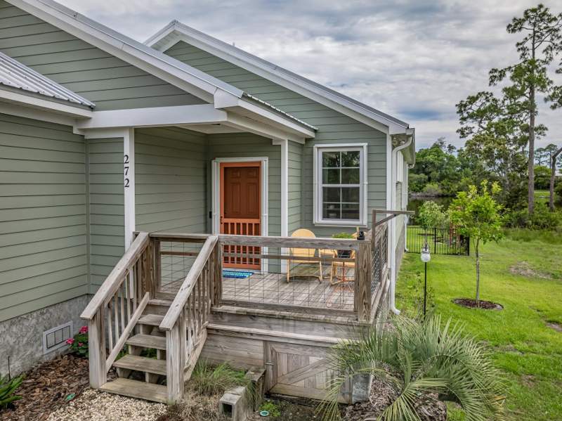 3 bedroom Detached at 272 Lake McKissack Lane, Lake McKissack Place, Carrabelle — photo 4