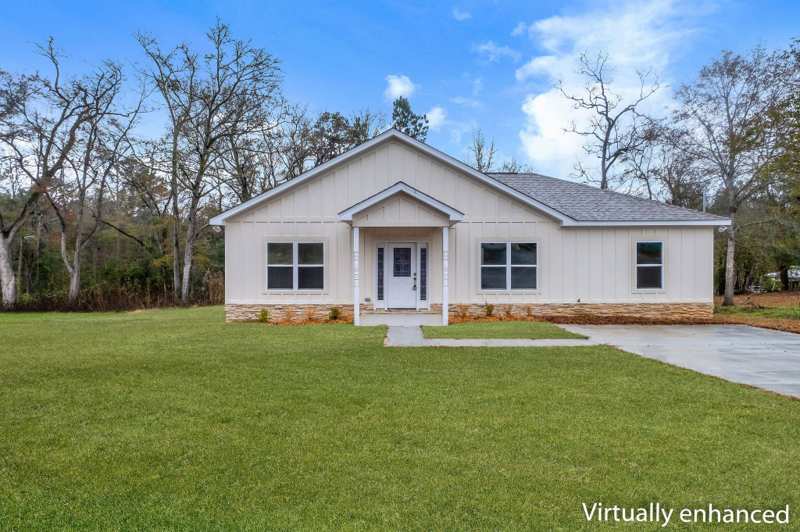 3 bedroom Detached at 618 6th Street, Springside, Quincy — photo 1