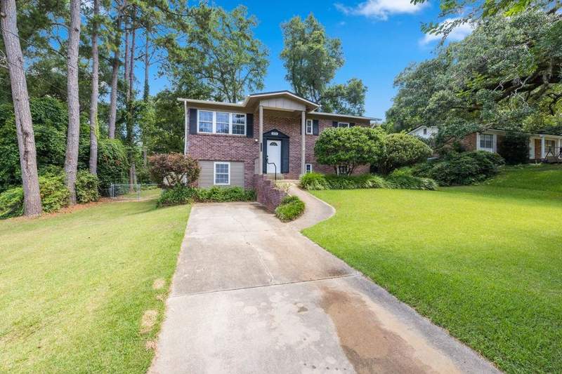 4 bedroom Detached at 818 Abbiegail Drive, Parkside, Tallahassee — photo 3