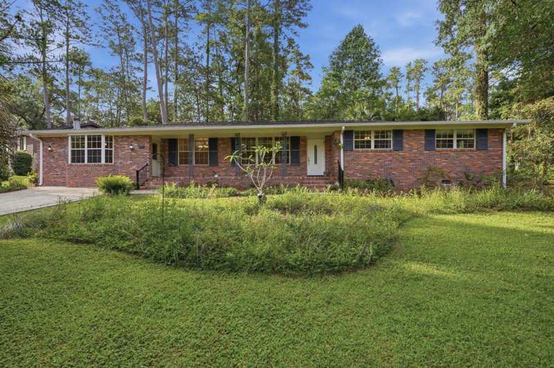 3 bedroom Detached at 1923 Sharon Road, Forest Heights, Tallahassee — photo 1