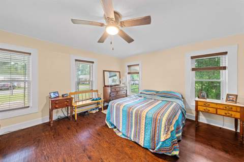 616 W Wilcox Street, Perry FL - photo 10 of 39