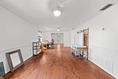 616 W Wilcox Street, Perry FL - photo 8 of 39