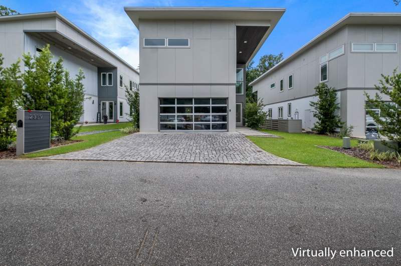 4 bedroom Detached at 2339 Lake Hall Road, Upper East, Tallahassee — photo 2