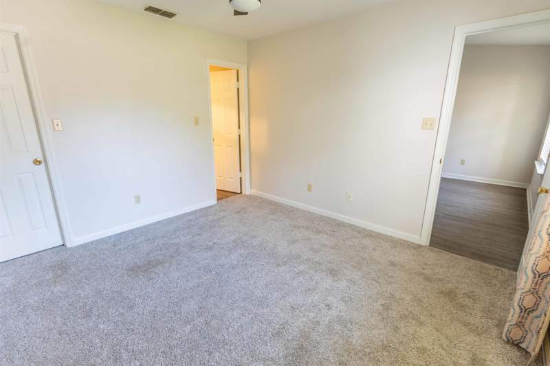 2 bedroom Townhouse at 2926 N Richview Park Circle, Richview Park, Tallahassee — photo 4