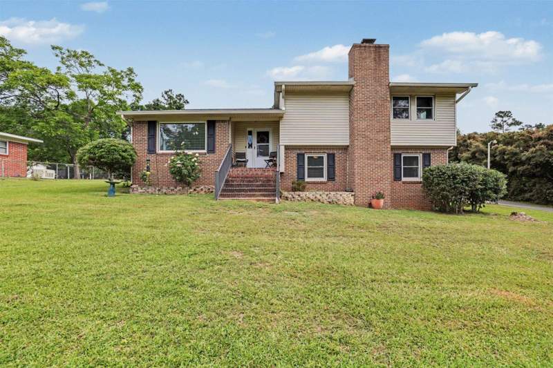 4 bedroom Detached at 1734 Ruby Road, Northside Unrecorded, Tallahassee — photo 2