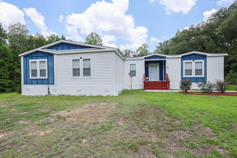 4 bedroom ManufacturedHome at 153 High Bluff Court, No, Midway — photo 2