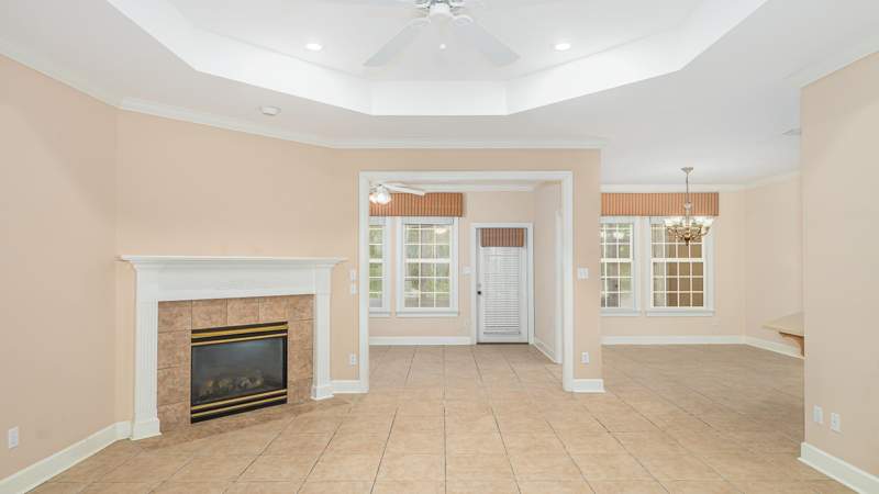 4 bedroom Detached at 335 Remington Run Loop, Hunters Crossing, Tallahassee — photo 3