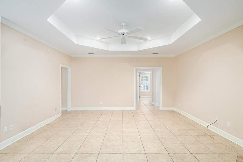 4 bedroom Detached at 335 Remington Run Loop, Hunters Crossing, Tallahassee — photo 5