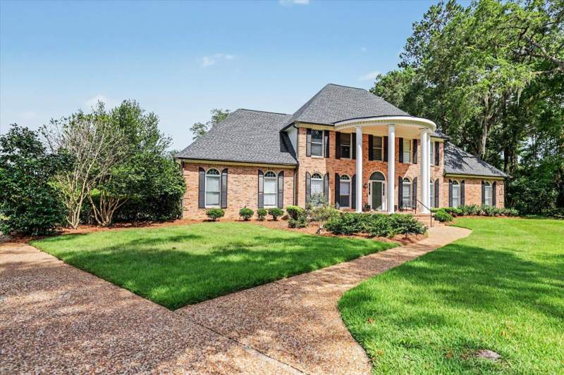 5 bedroom Detached at 998 Rosebay Court, Bobbin Brook 2, Tallahassee — photo 2
