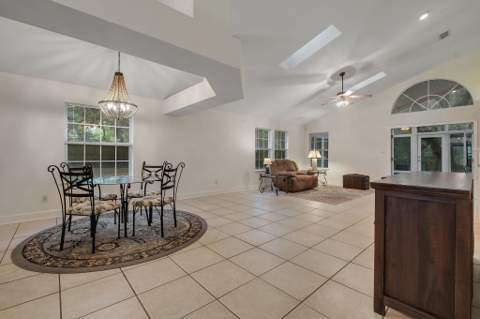 4260 Cool Emerald Drive, Tallahassee FL - photo 9 of 36