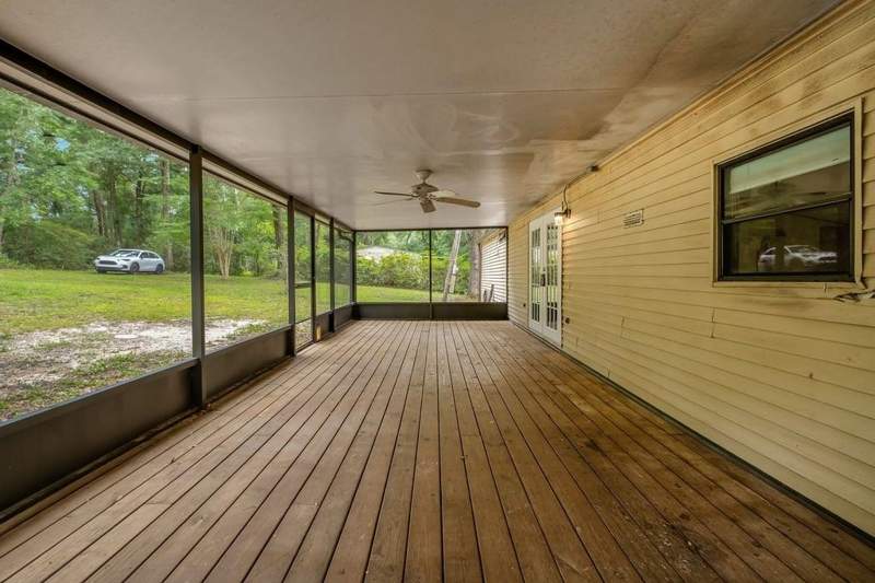 3 bedroom ManufacturedHome at 9069 Silver Oak Lane, Kelly Court Unrecorded, Tallahassee — photo 4