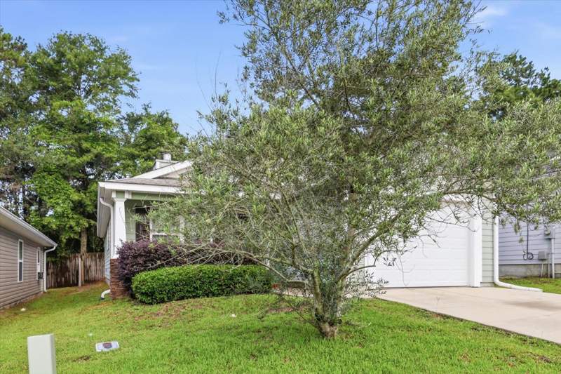 3 bedroom Detached at 3724 Deshazier Lane, Rocky Hill, Tallahassee — photo 3