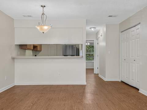 547 Collinsford Rd. Road, Tallahassee FL - photo 14 of 53