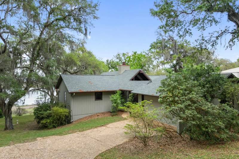 4 bedroom Detached at 2628 Lucerne Drive, LakeBreeze, Tallahassee — photo 4