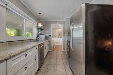 2351 Amelia Circle, Tallahassee FL - photo 13 of 53