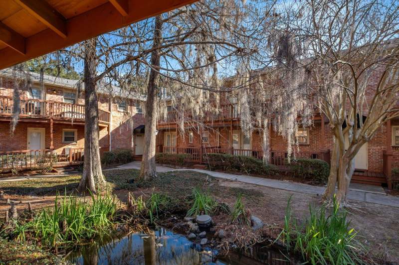 1 bedroom Condominium at 336 S Franklin Boulevard, Lafayette Town Homes, Tallahassee — photo 4