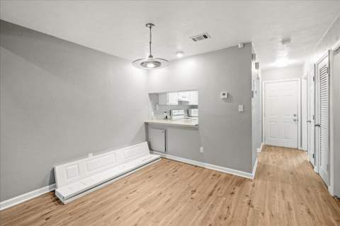 216 Dixie Drive, Tallahassee FL - photo 9 of 32