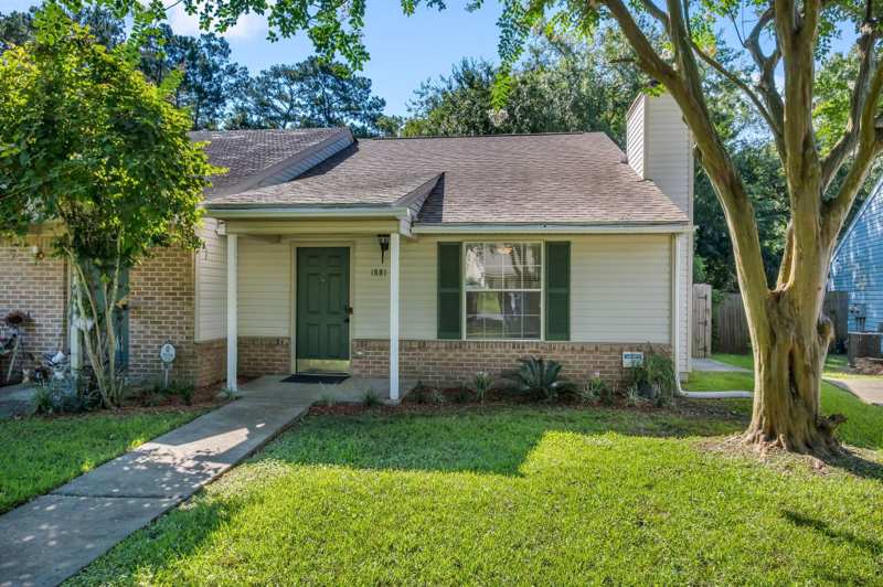 2 bedroom Townhouse at 1881 Gina Drive, Hidden Lakes Unrecorded, Tallahassee — photo 1