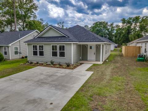 22 Chinook Trail, Crawfordville FL - photo 8 of 39
